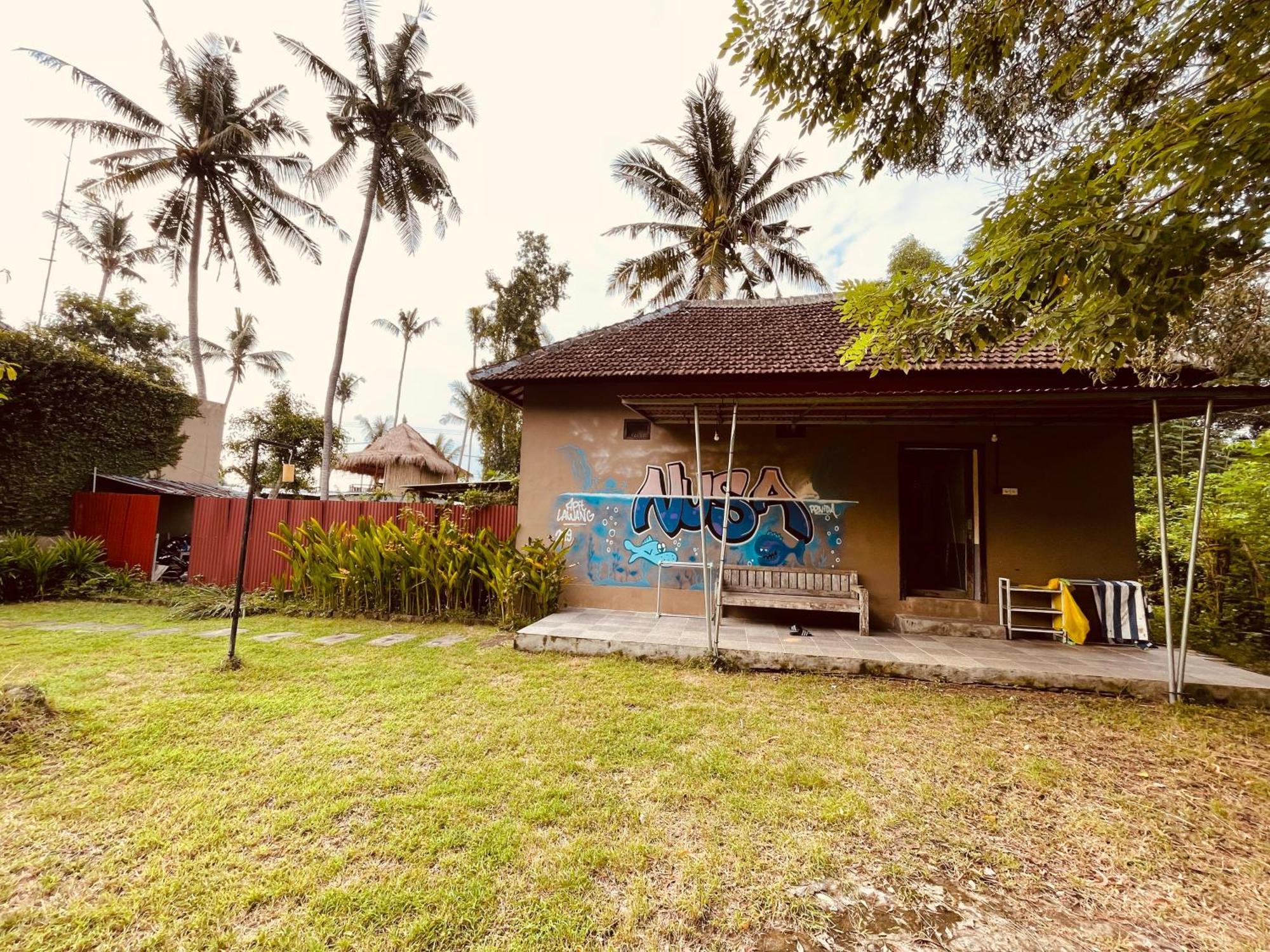 Pedidi Penida Hostel Batununggul Exterior foto
